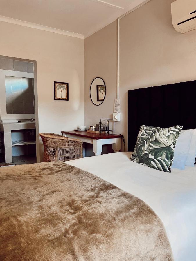 Coco Lodge Mthatha Bagian luar foto